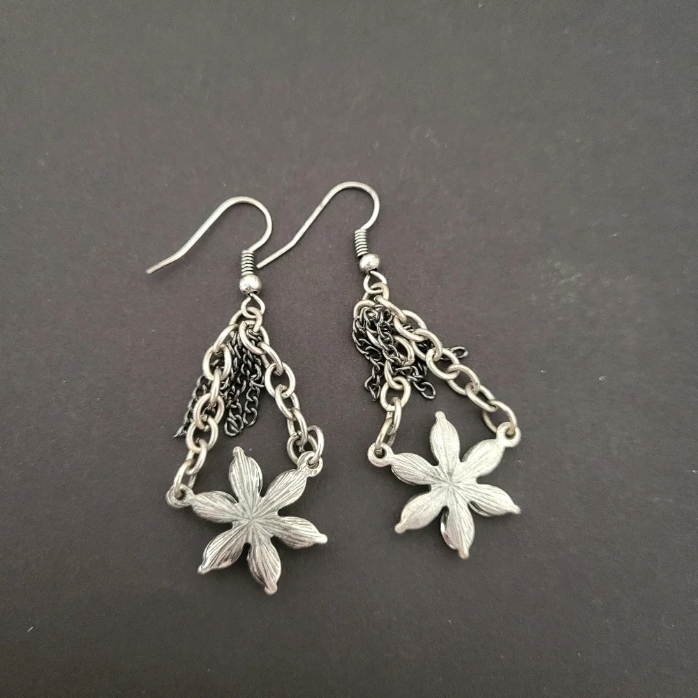 Crystal Rhinestone Dangle Flower Bling Earrings Clear Stone Gem Jewels Jewelry